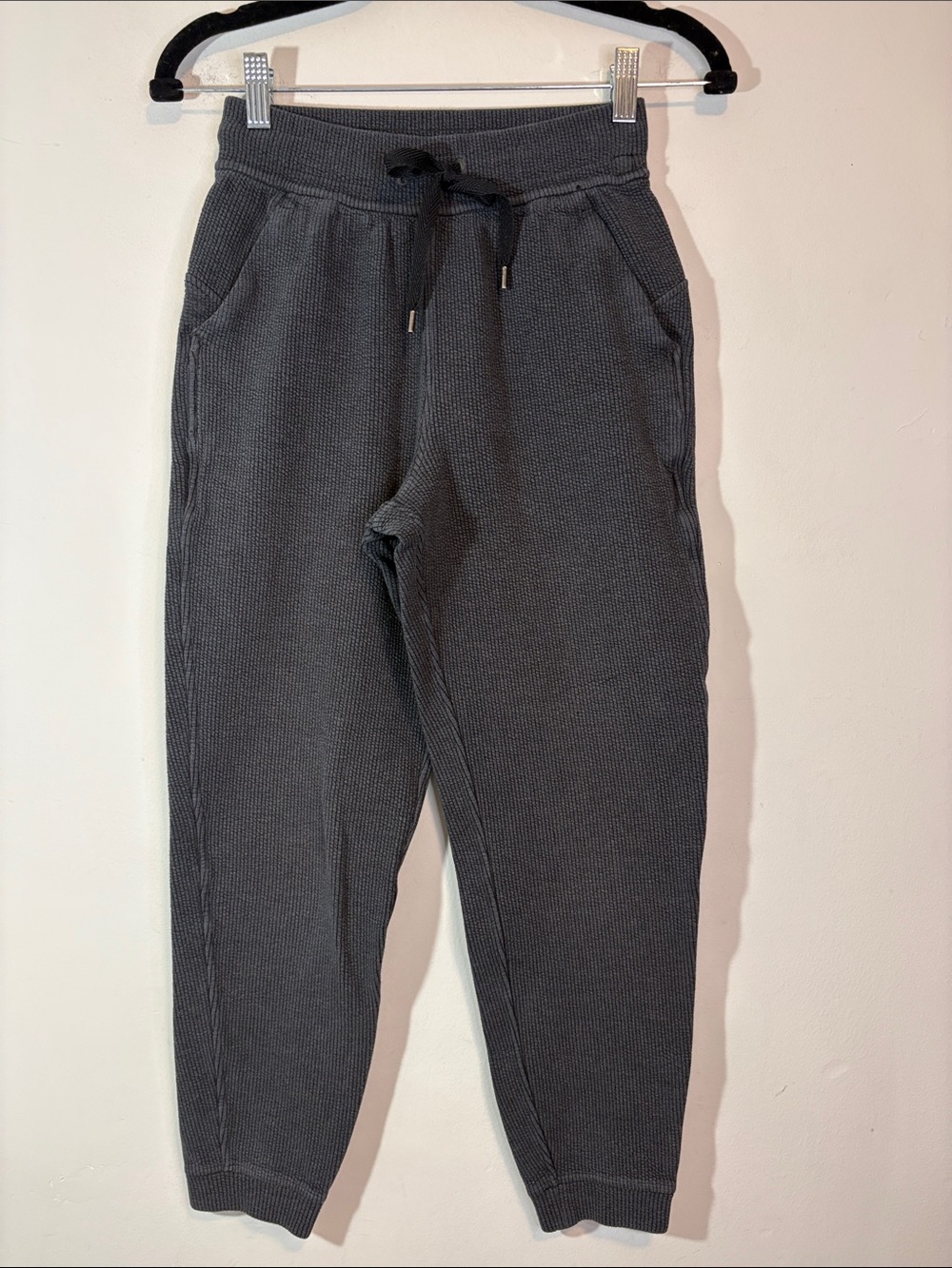 2 Charcoal Grey Cotton Lululemon Waffle Knit Mid-Rise Jogger Gym Active Lounge 🍋